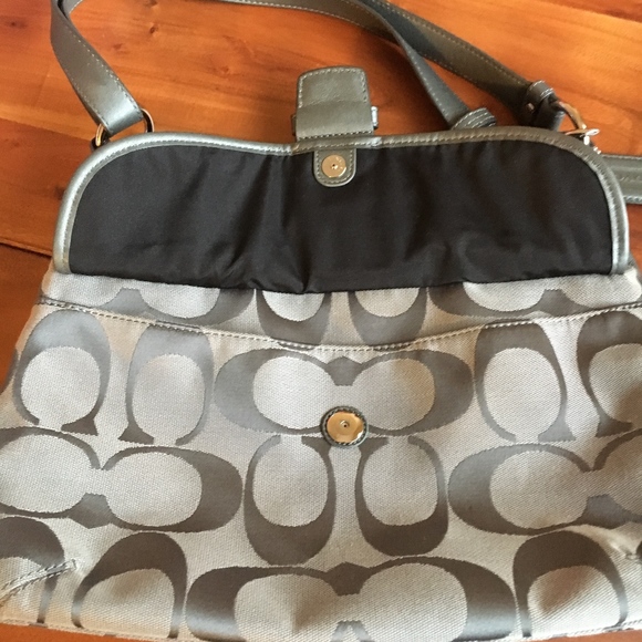 Coach Purse - Picture 7 of 8